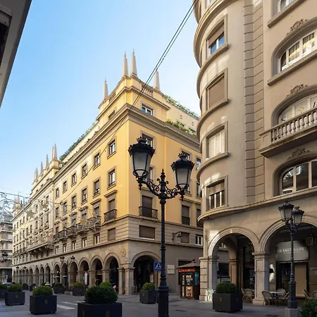 Ganivet Luxury Penthouse Apartment *